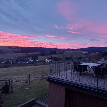 Ferienhaus Hescheld With Private Jacuzzi Hellenthal Eksteriør bilde
