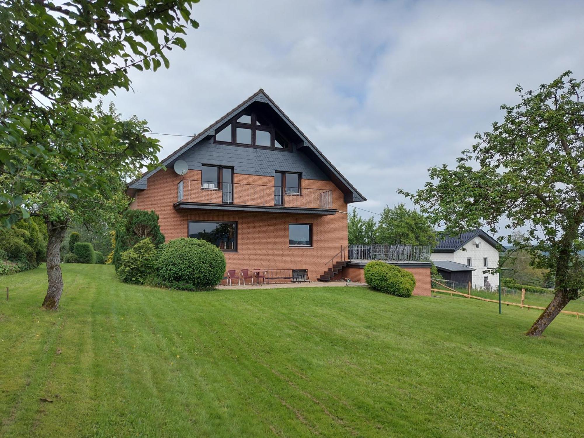 Ferienhaus Hescheld With Private Jacuzzi Hellenthal Eksteriør bilde