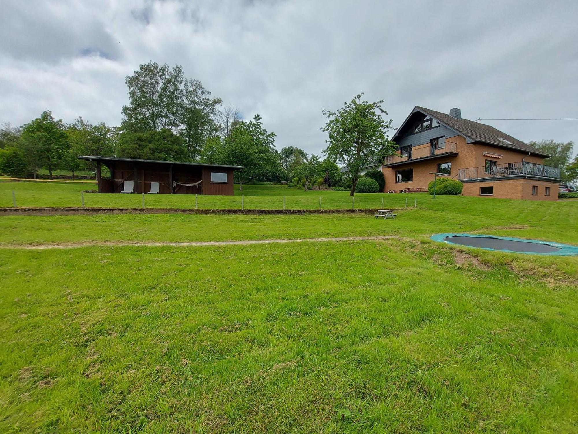 Ferienhaus Hescheld With Private Jacuzzi Hellenthal Eksteriør bilde